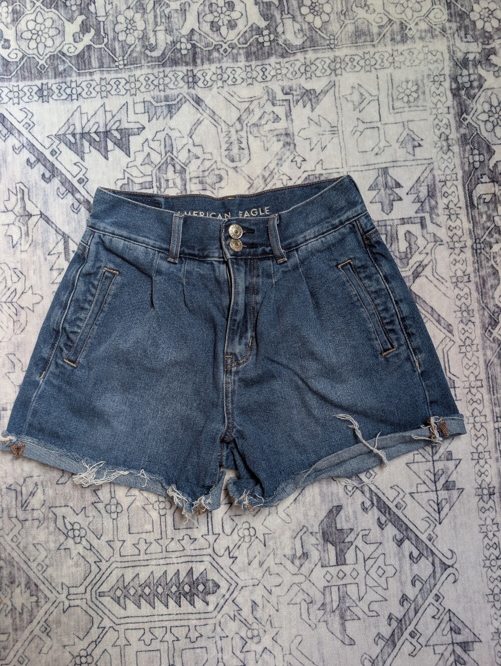 American Eagle Outfitters High Waisted  Denim Cutoff Shorts in Dark Blue Size 0